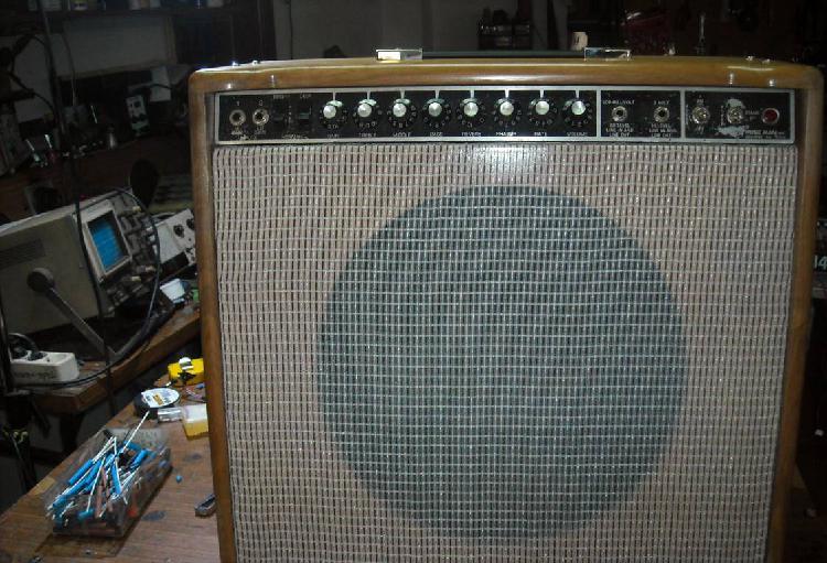 Amplificador de guitarra, music man