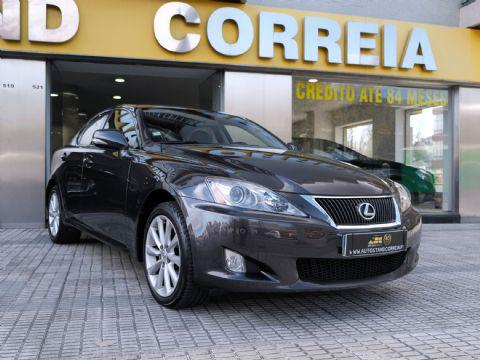 Lexus is 220 por 12690 eur na auto compra e venda