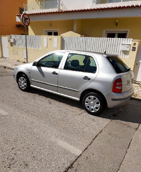 Skoda fabia 1.4 ar condicionado bom estado - 00