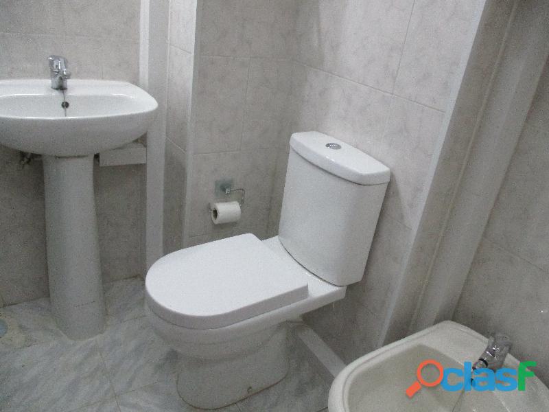 Apartamento T2 mobilado e equipado ao Marquês 11