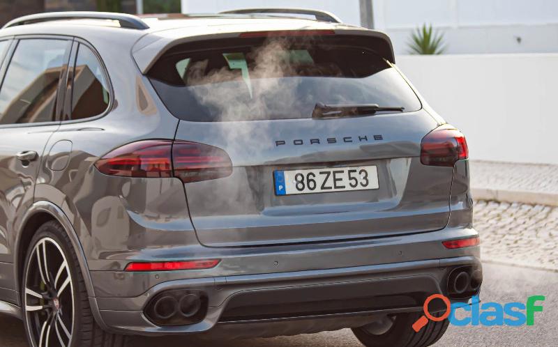 Porsche Cayenne S E Hybrid (266 000 km) 20000 EUR Quilómetros 266 000 km Combustível Híbrido Plug In 5