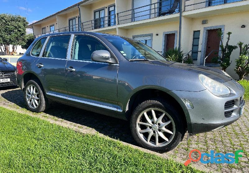 Porsche Cayenne Tiptronic (207 130 km) 10000 EUR Quilómetros 207 130 km Combustível Gasolina Tipo de 1