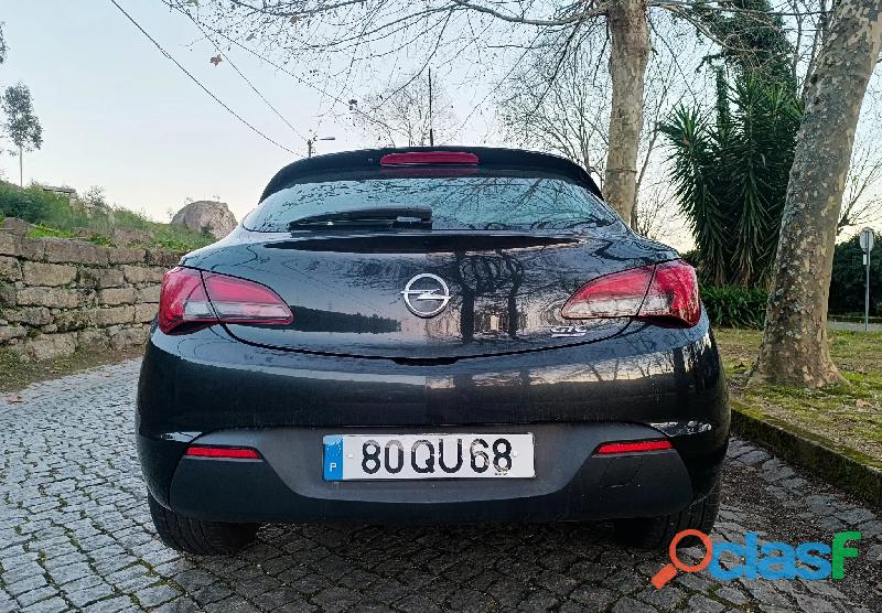 Opel Astra GTC 1.6 CDTi S/S (132 500 km) 10000 EUR Quilómetros 132 500 km Combustível Diesel Tipo de 4