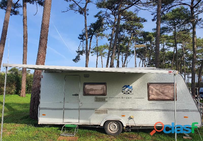 Knaus Sport 5000 EUR Secção Caravana Origem Nacional Informações básicas Marca Knaus Modelo Sport Co 3