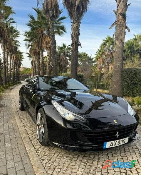 Ferrari GTC4 Lusso (38 500 km) 150000 EUR Quilómetros 38 500 km Combustível Gasolina Tipo de Caixa A 8