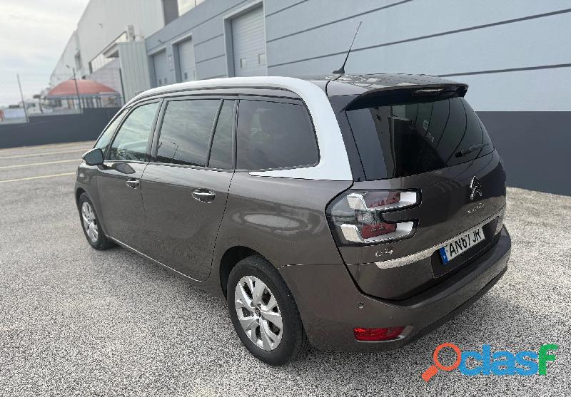 Citroën C4 Grand Picasso 1.6 e HDi Exclusive (225 000 km) 8000 EUR Quilómetros 225 000 km Combustíve 4