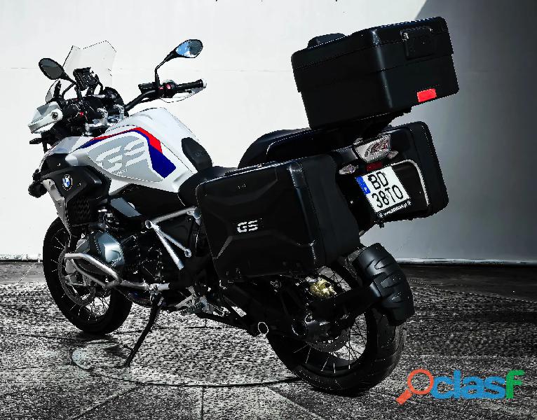 BMW R 1250 GS Rally (13 908 km) 15000 EUR Quilómetros 13 908 km Combustível Gasolina Tipo de Caixa M 5